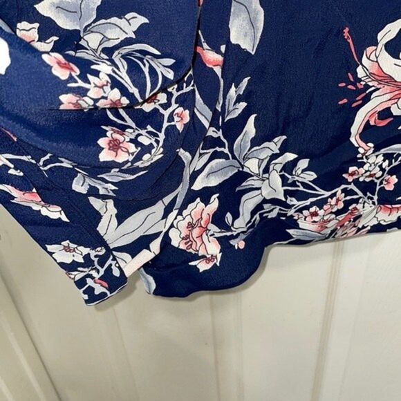 Flynn Skye Womens Size Small Floral Print Romper - Picture 5 of 7